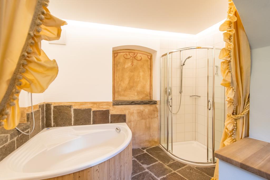 Adler Suite & Stube Villabassa Exteriér fotografie